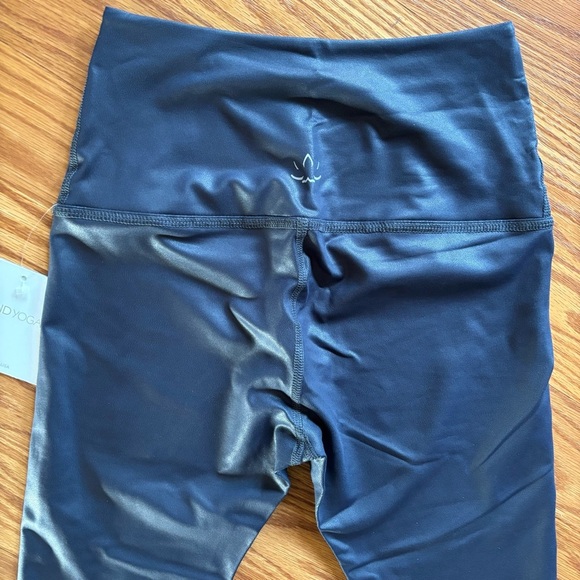 Beyond Yoga Heather Rib High Waisted Legging Navy Shine XS NWT - Picture 8 of 10